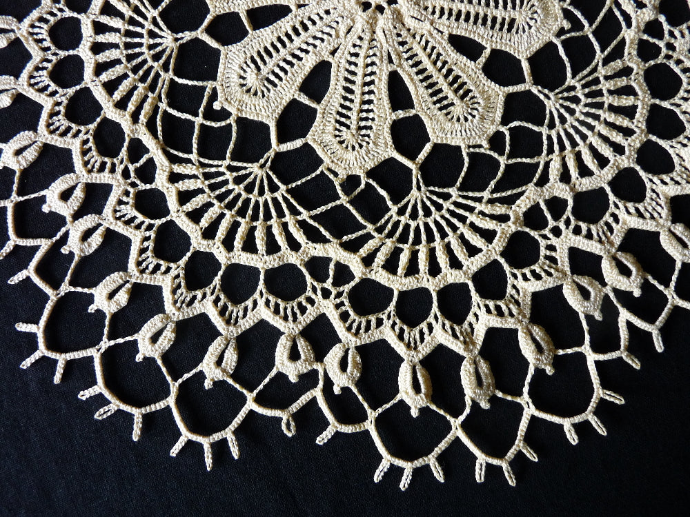 cream large round crochet centrepiece