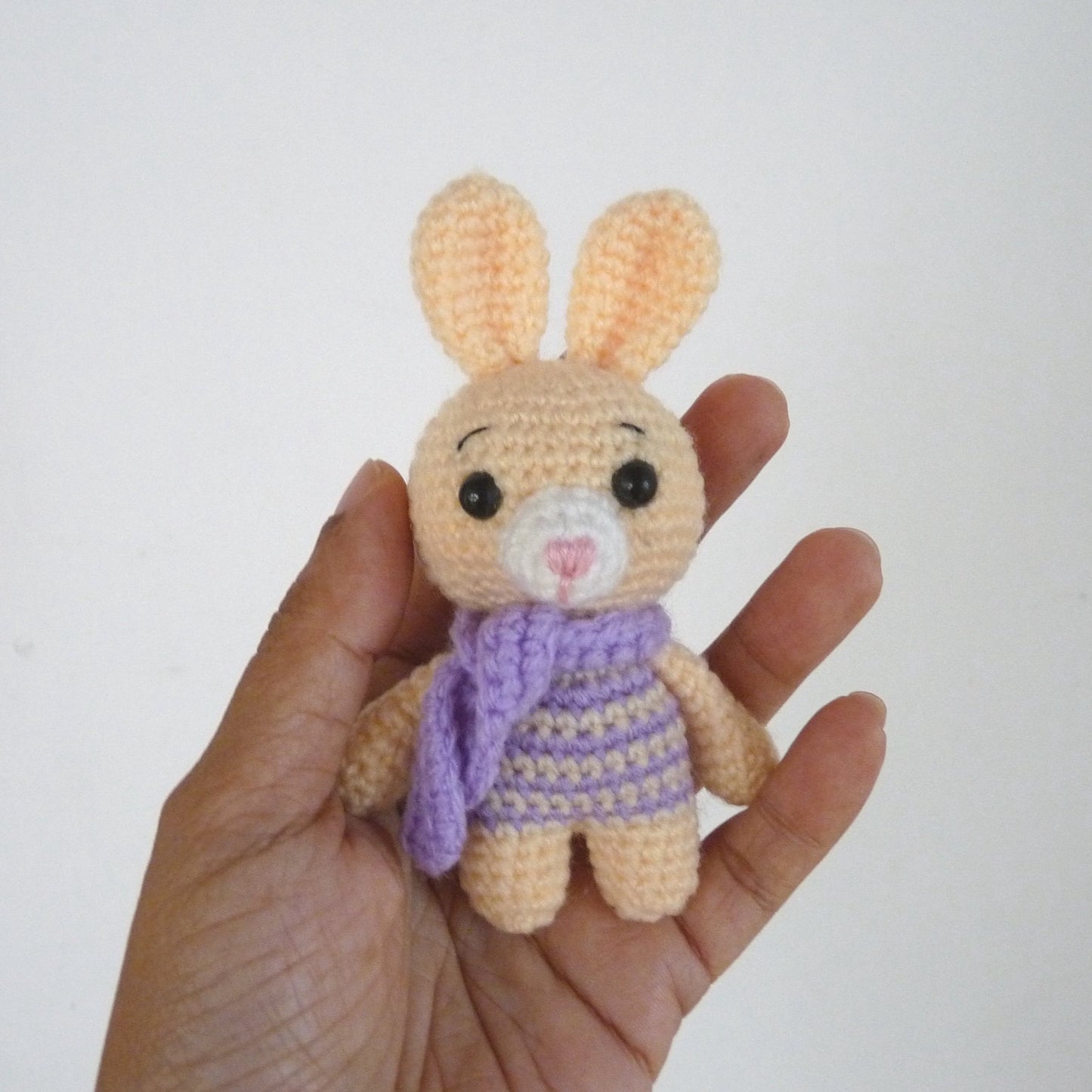 amigurumi tiny bunny