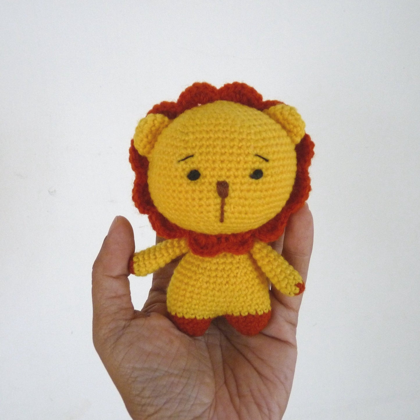 tiny crochet lion