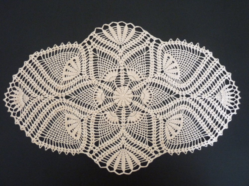 oval crochet lace pineapple doily