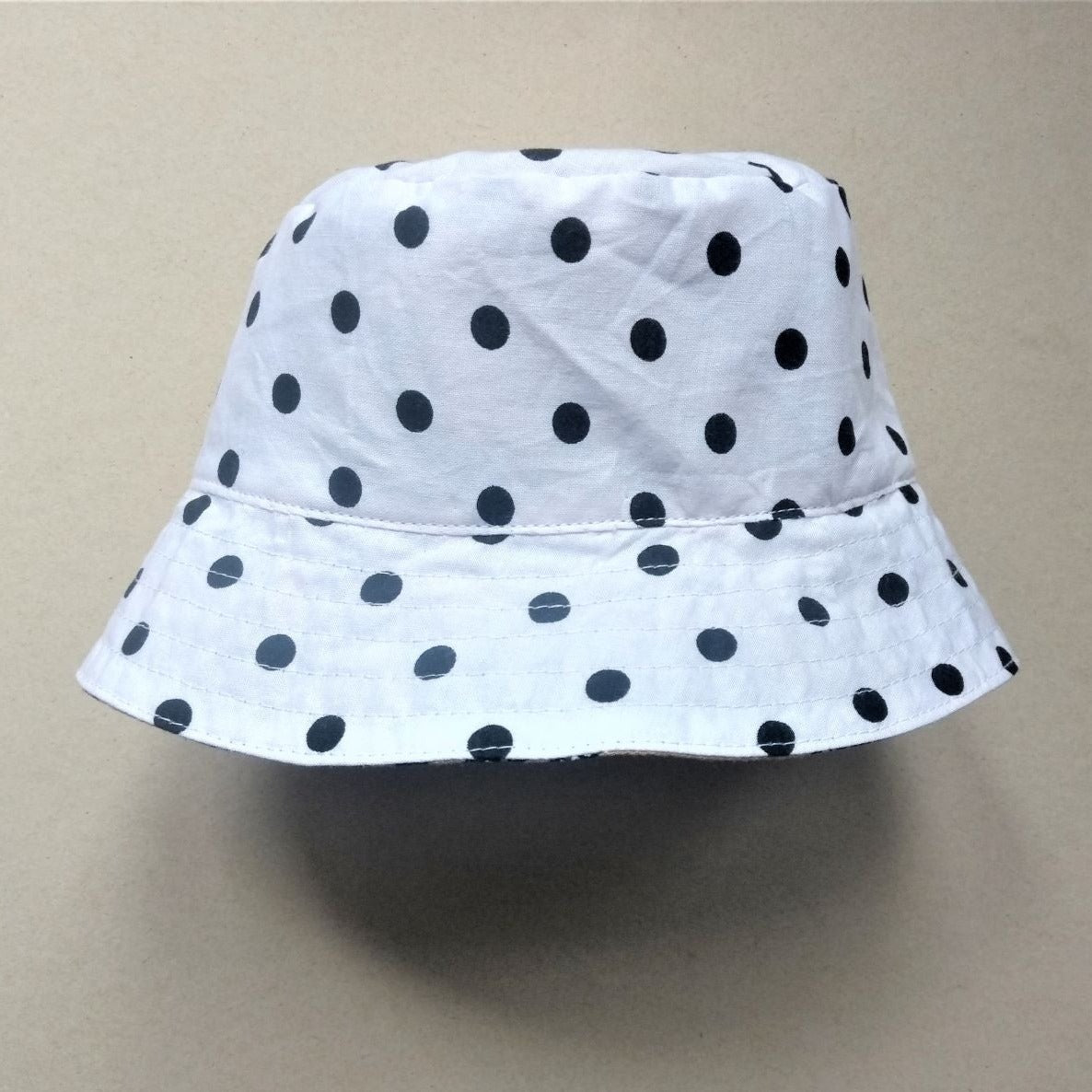 Reversible cotton baby bucket hat, two in one, unisex