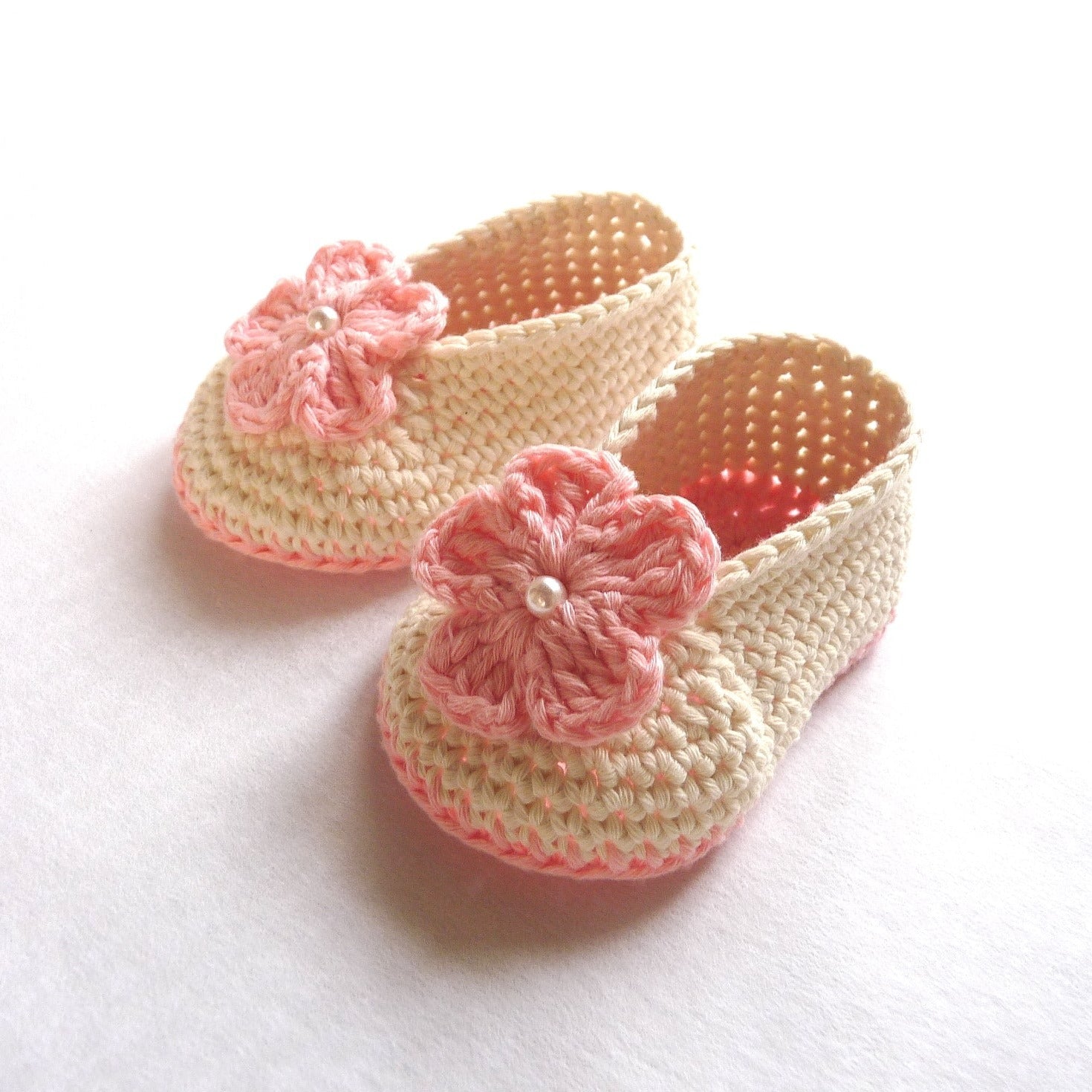 handmade crochet baby shoes with flowers for girls , light pink and off-white