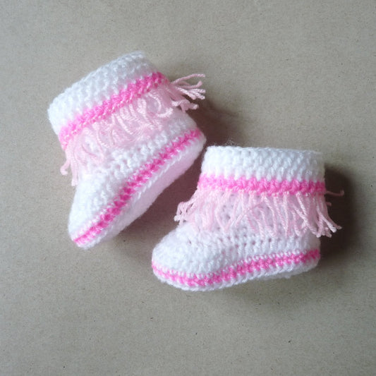 white and pink crochet baby shoes/ booties with fringe, baby moccasins for girls